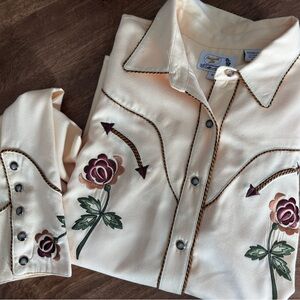 Panhandle Cream Floral Embroidered Western Pearl button Top